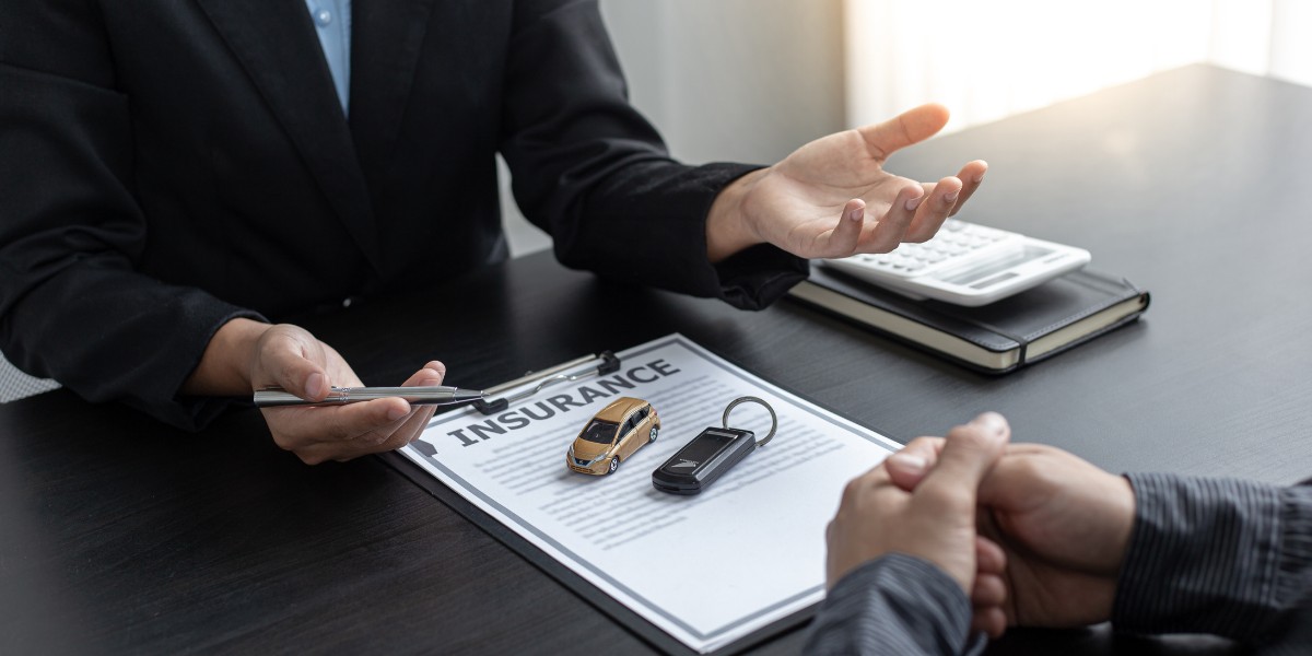Bảo hiểm vật chất xe ô tô có nên tham gia không?